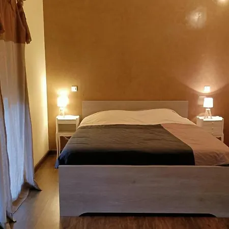 Location Rez De Maison Dans Quartier Hébergement de vacances *