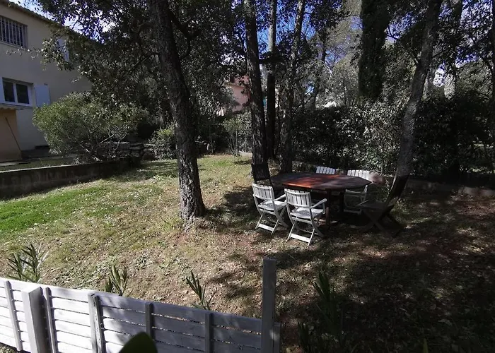 Location Rez De Maison Dans Quartier *